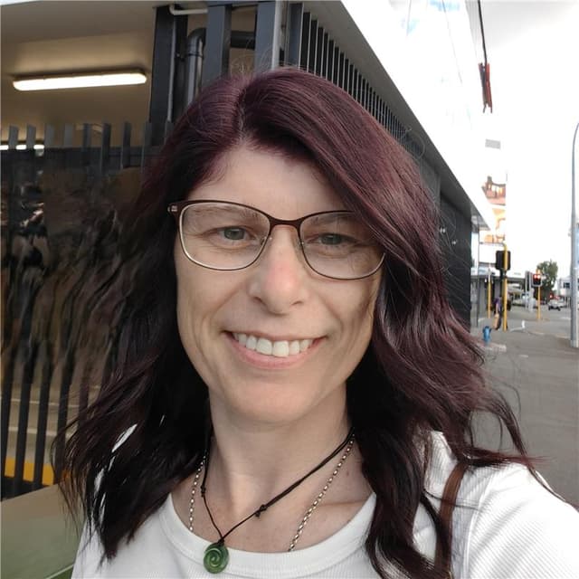 Zahra (She/her) Brogden